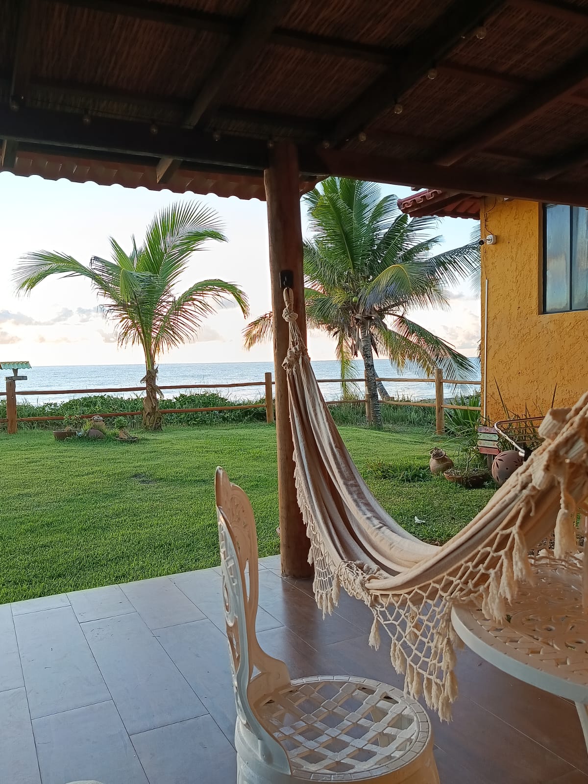 Praia de Guaratiba — natureza preservada